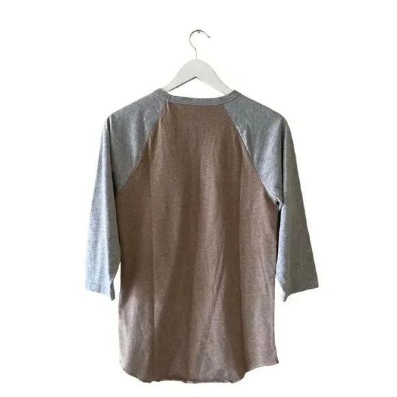 Disney Mickey Mouse Graphic Long Sleeves Tee Gray Tan Crewneck Soft SZ L # 1759 - Picture 6 of 13